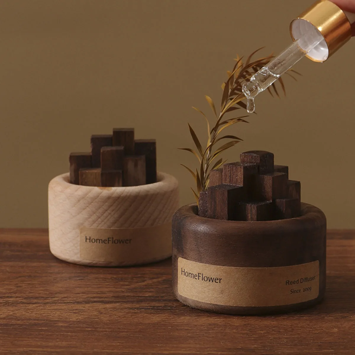 Woodworking Women - エッセンシャルオイルのない家庭用フレグランスディフューザー、木製の香り、ユニークな木のアート、ワイヤレスアロマ、家の装飾、ママと女性のためのアロマテラピーのギフト、1個