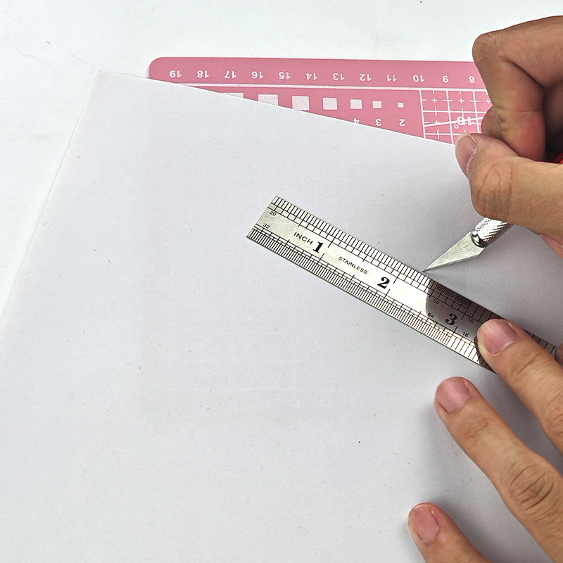 クラフト・描画用カッティングマットセット、A4ピンクエコフレ - Drawknife Blade のレビューと価格