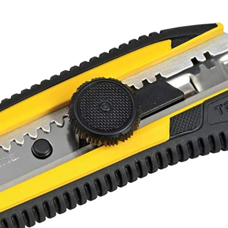 日本製 タジマ LC-661B ユーティリティナイフ |   - Woodworking Japan のレビューと価格